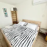 Fatranska,parking Free ,air Condition 아파트