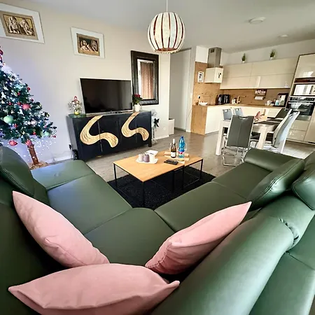 Fatranska,parking Free ,air Condition Appartement *