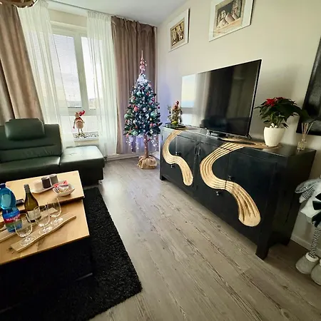 Fatranska,parking Free ,air Condition Apartmán *